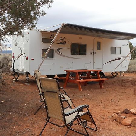Отель Camp Valhalla At Zion Colorado City Экстерьер фото