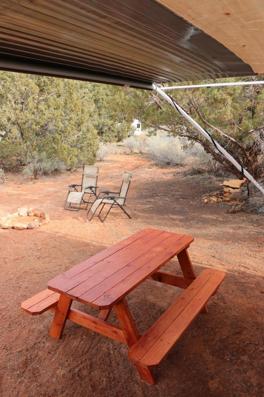 Отель Camp Valhalla At Zion Colorado City Экстерьер фото